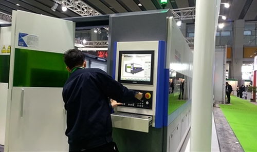 燈塔工廠引領(lǐng)食品工業(yè)與網(wǎng)絡(luò)設(shè)備融合，開啟行業(yè)升級新紀(jì)元